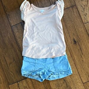 3 for $15 💙 Peach Ruffle Sleeve Kids Top